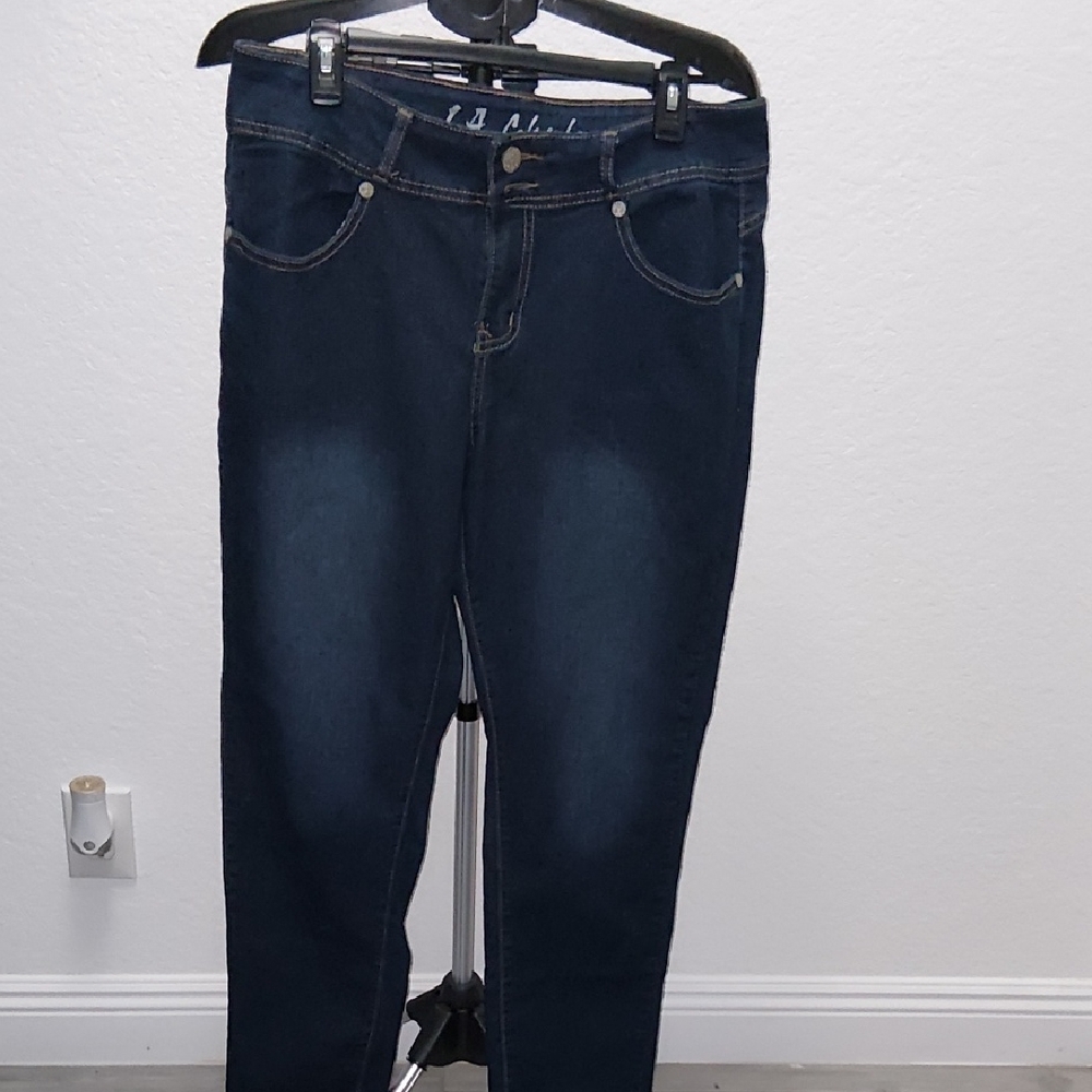 Elegant Navy Women's Skinny Jeans